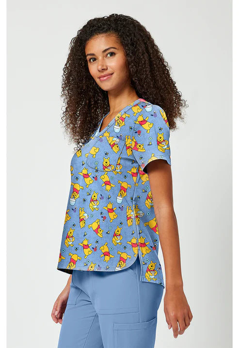 Estampado de blusa médica con cuello en V I Say Honey