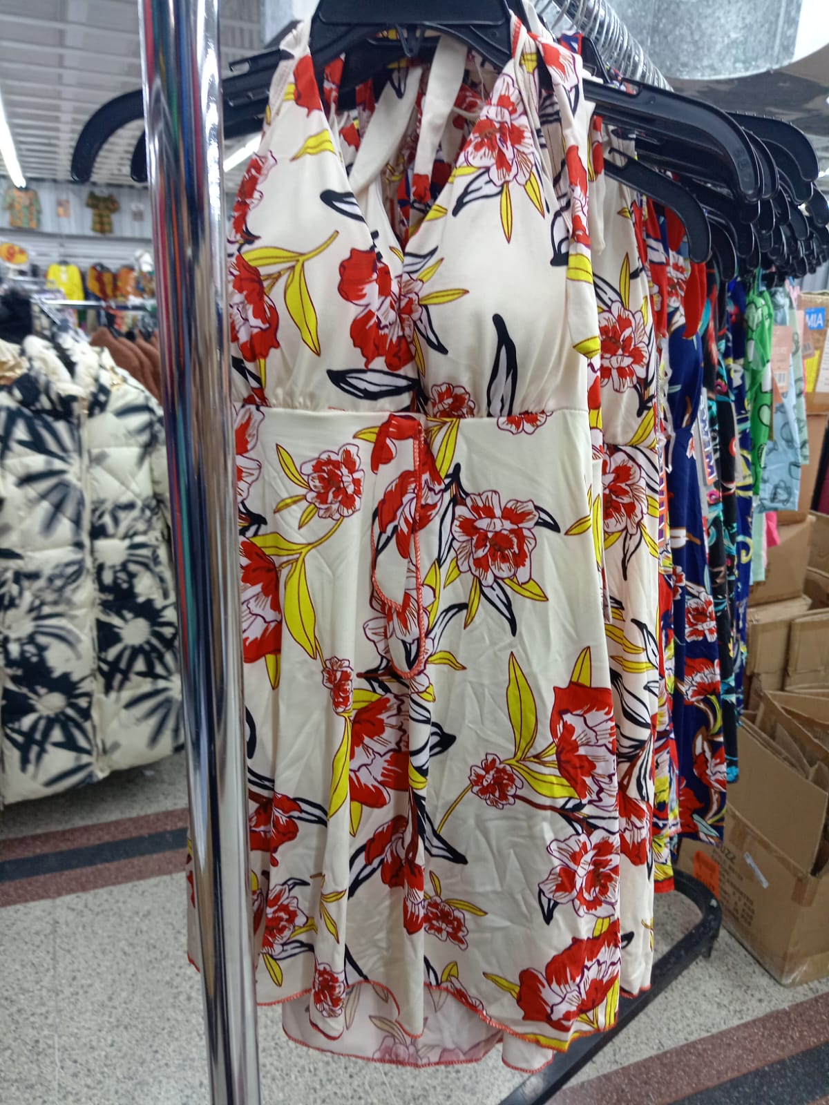Bathing Suit White Flores