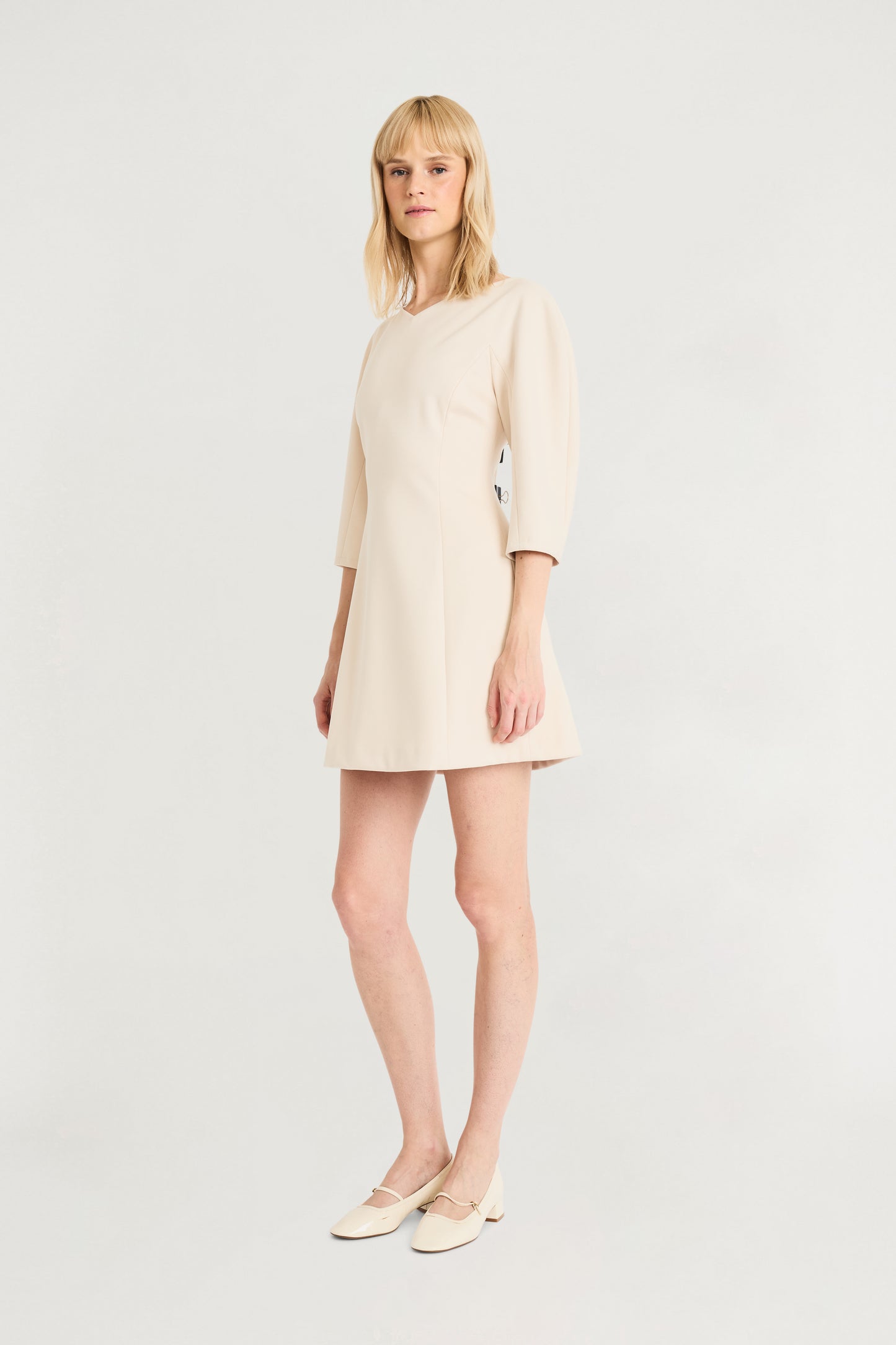 Dress Beige - Maggy London
