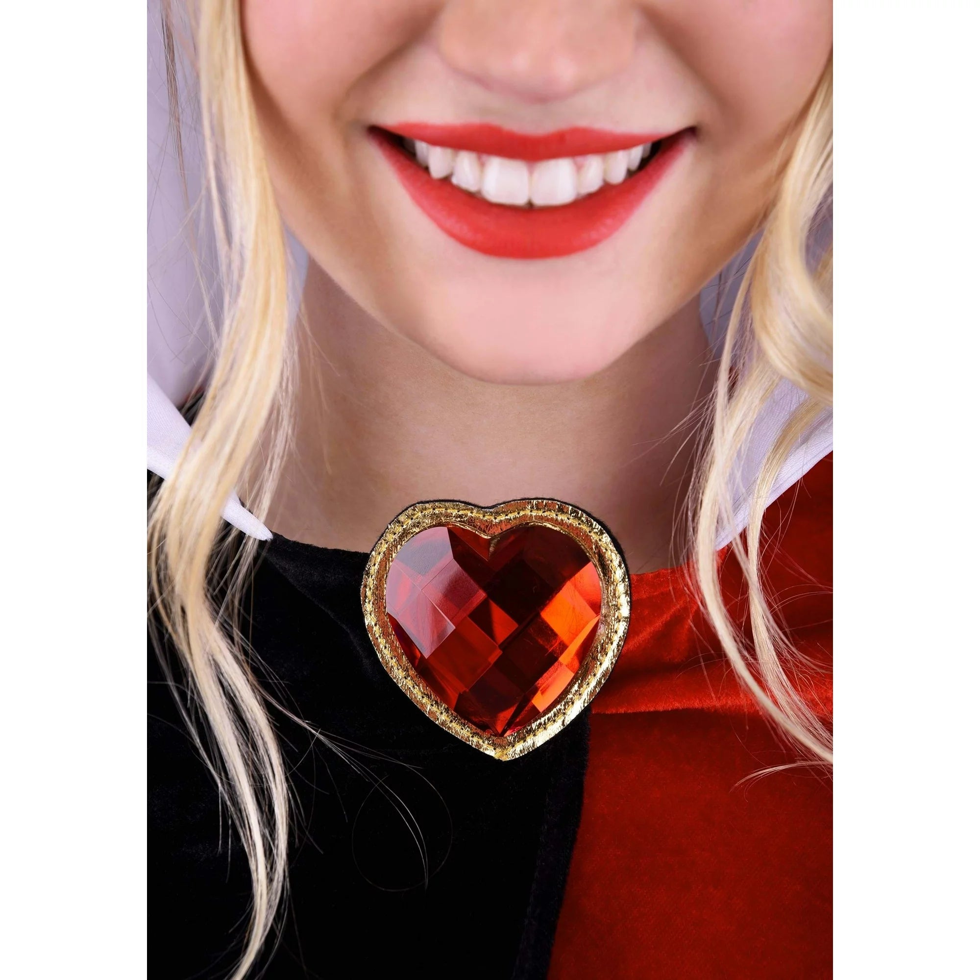 Disney  Queen of Hearts Costume Kit
