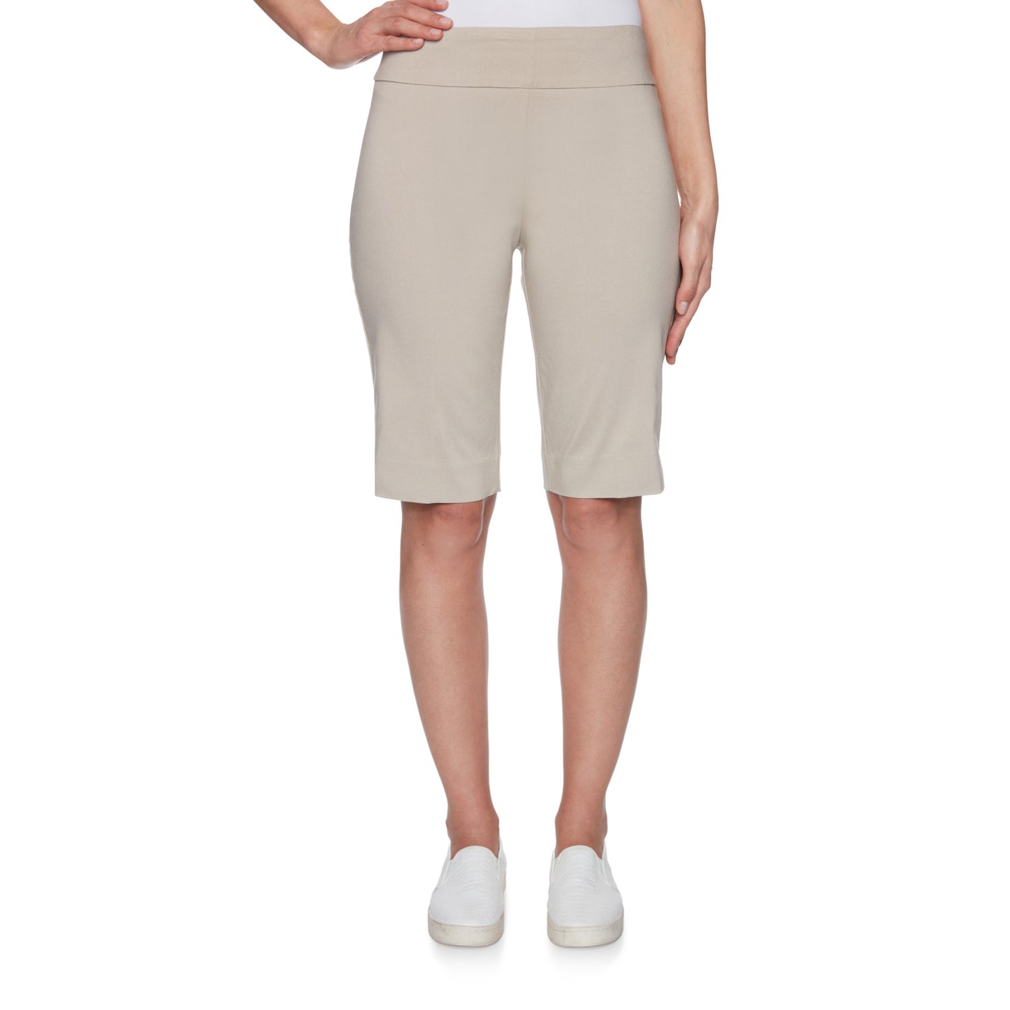 Pull On Tech Bermuda Short Chino -Ruby Rd