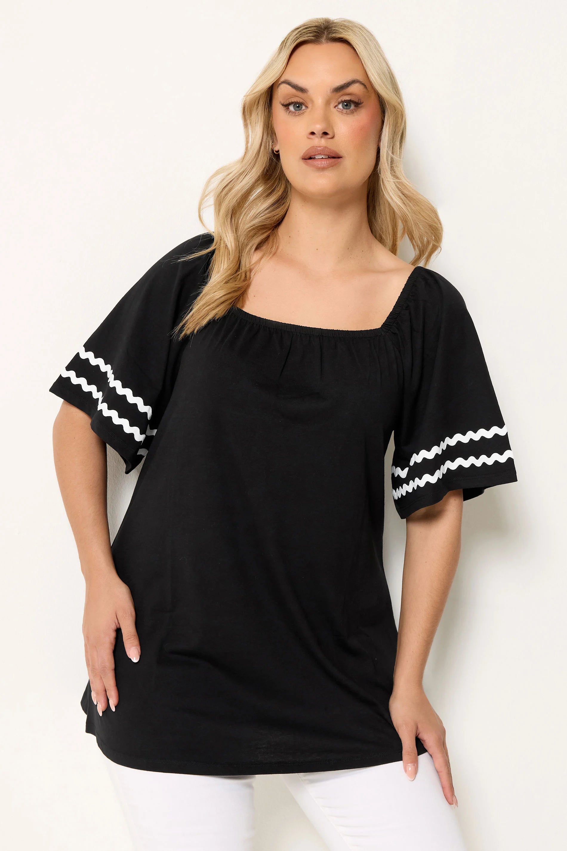 Blouse Square Neck Circle Trim Black
