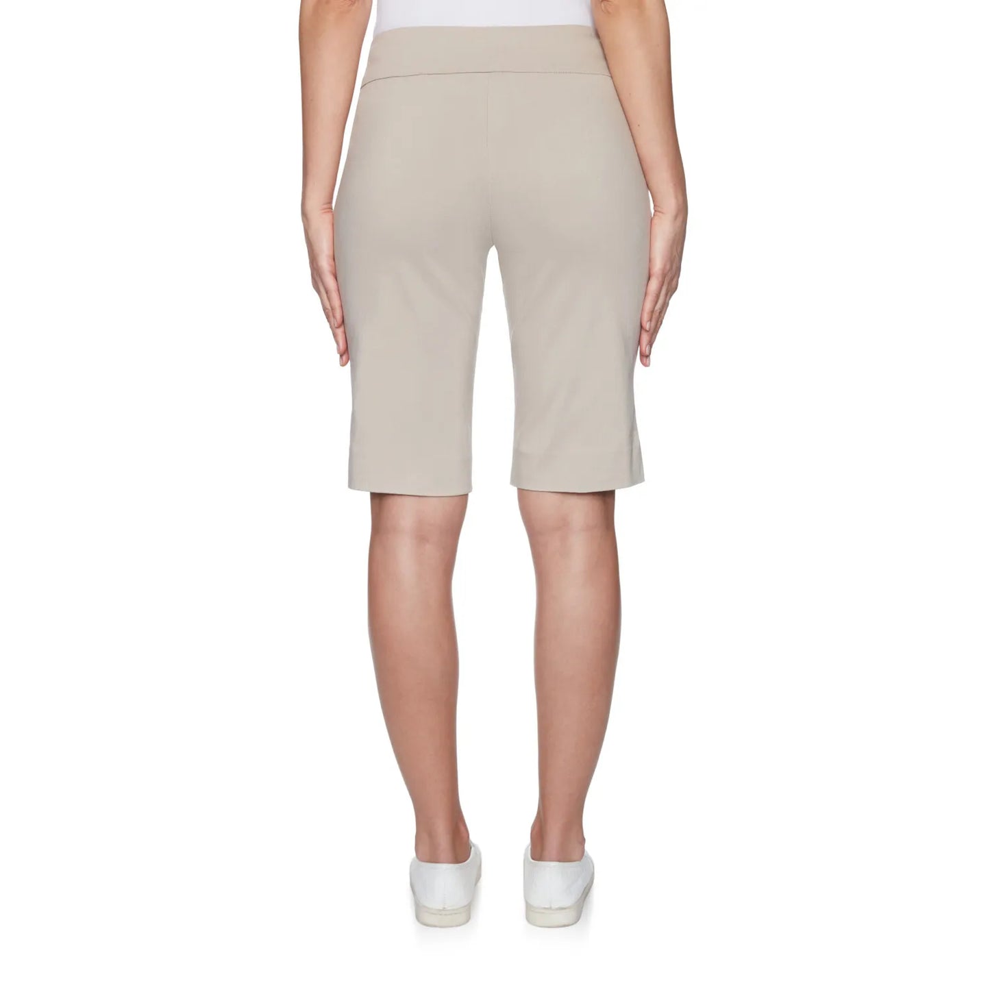 Pull On Tech Bermuda Short Chino -Ruby Rd
