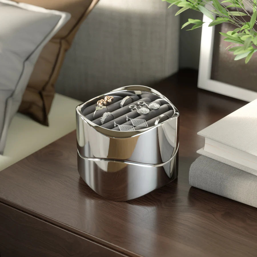 Wavy Jewelry Organizer Chrome