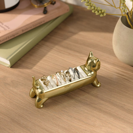 Ali Cat Ring Holder Brass