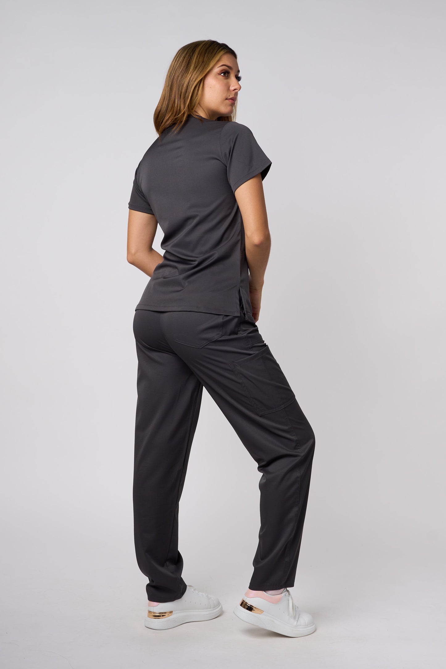 SCRUB TOP V NECK PEWTER