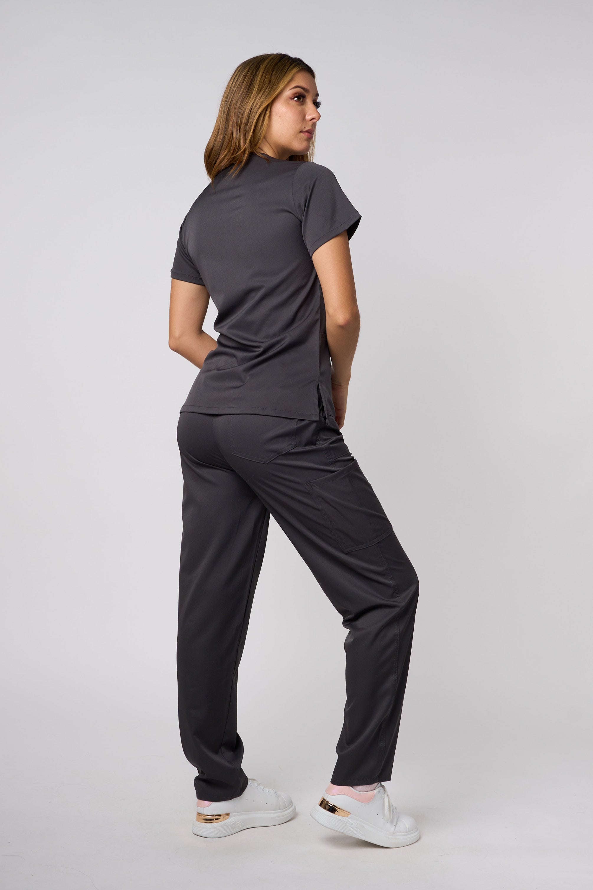 SCRUB TOP V NECK PEWTER
