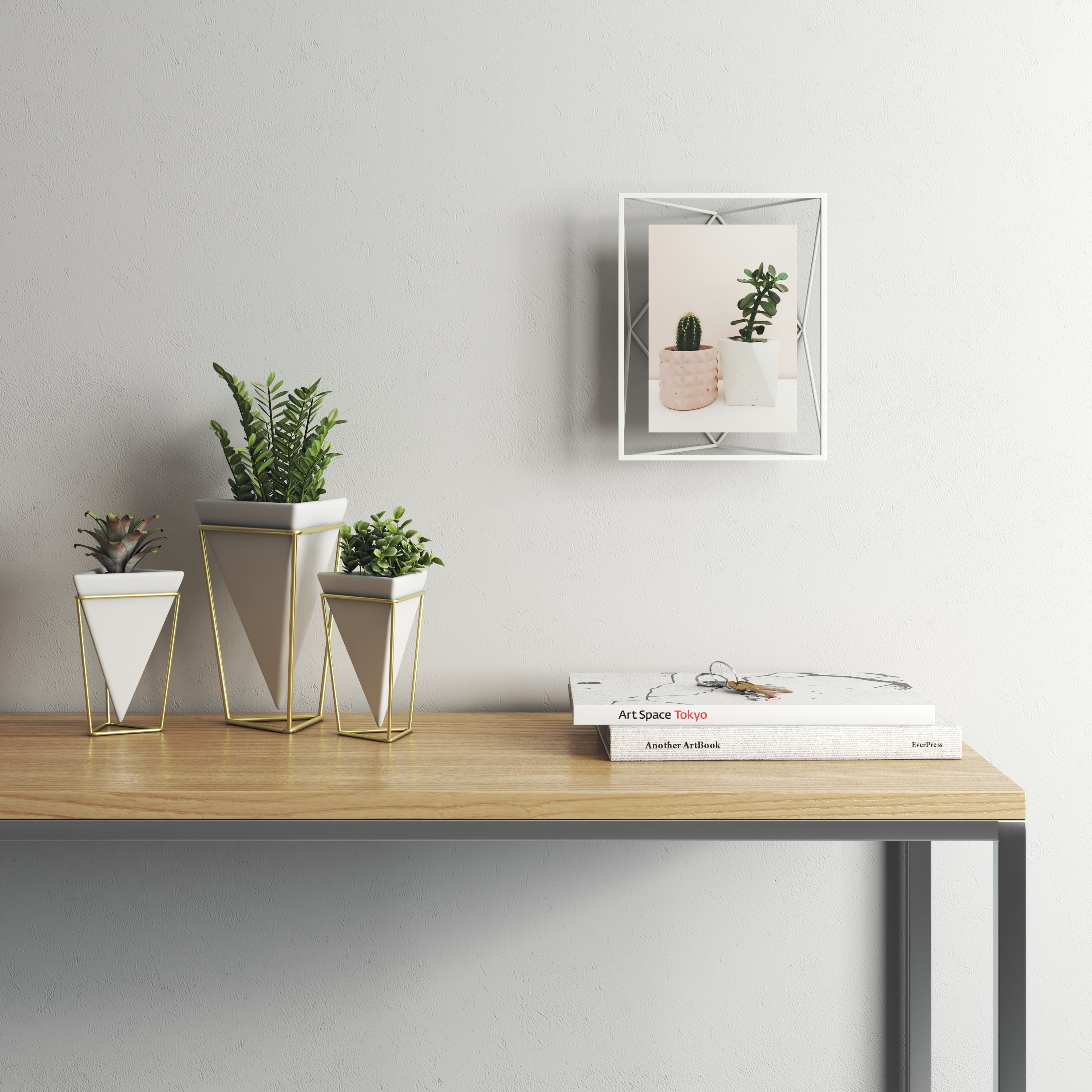 PRISMA PICTURE FRAME WHITE  5" x 7"