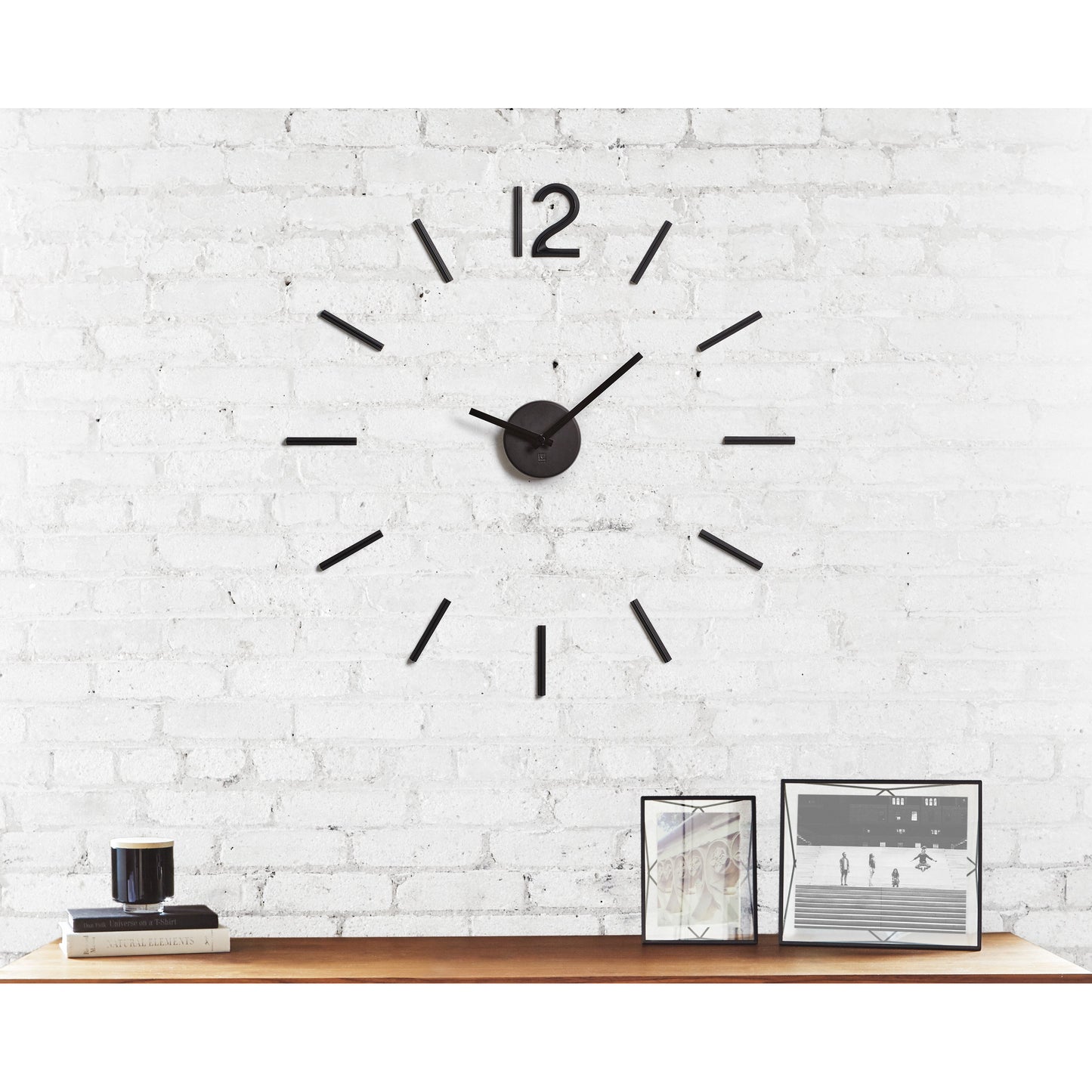 Blink Wall Clock Black