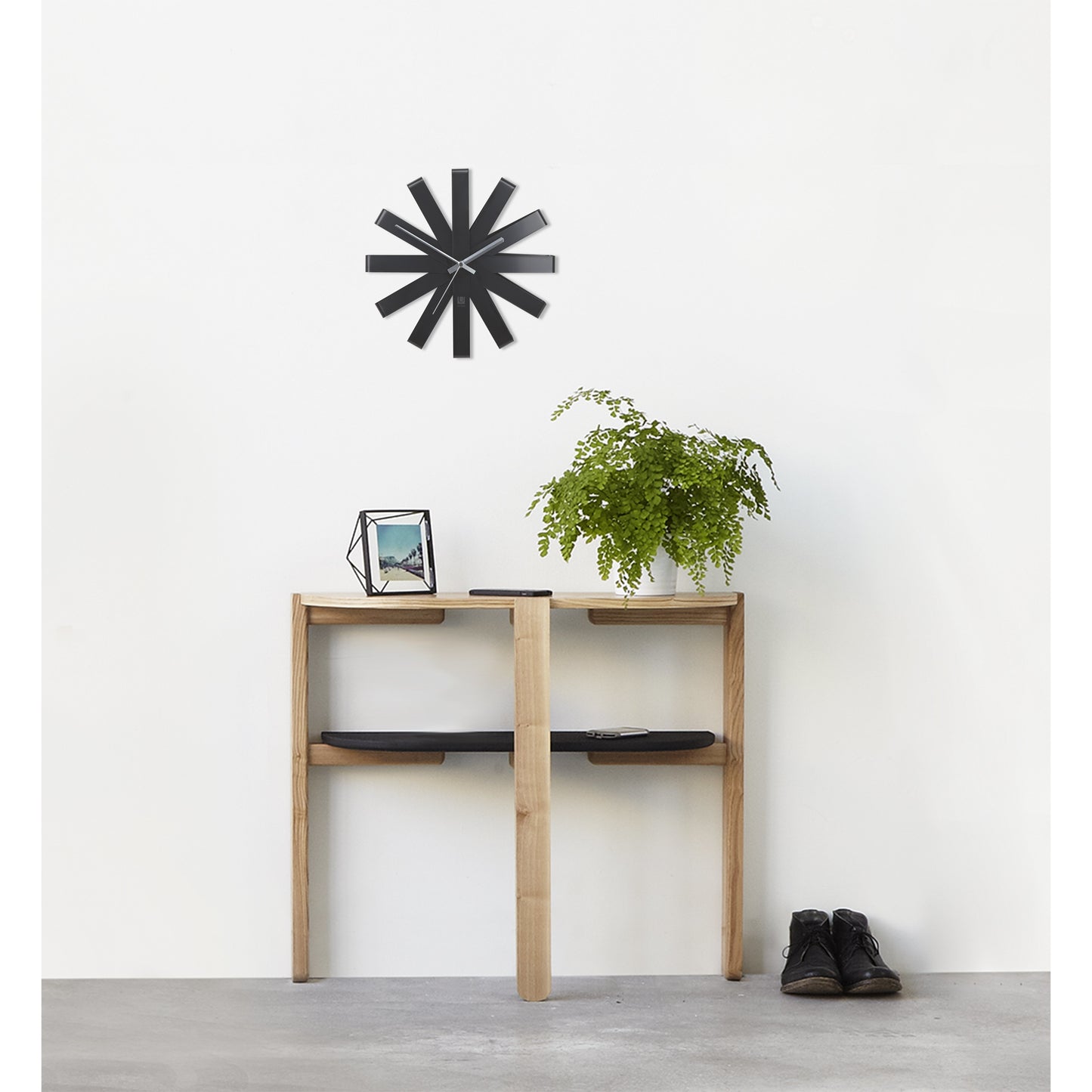 Ribbon Wall Clock 12" Black
