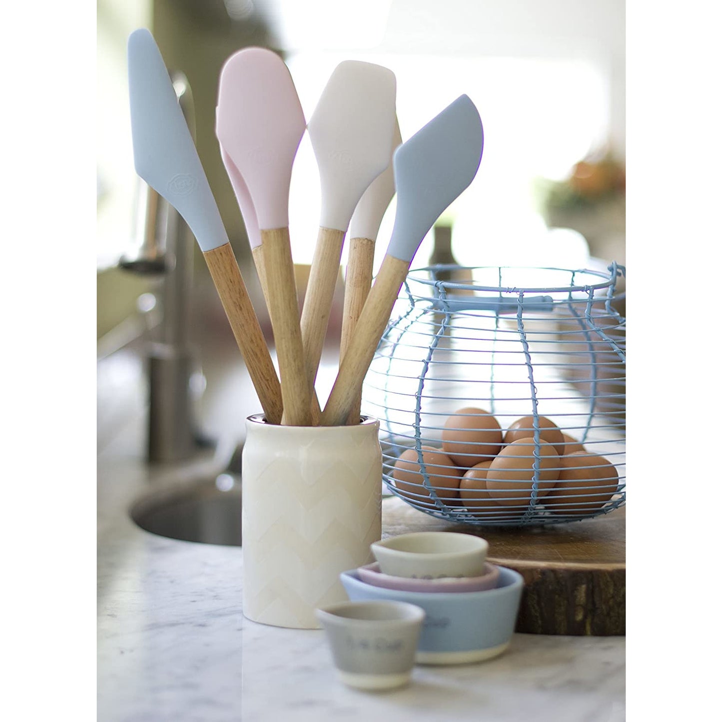 Fressia Spatula Blue 14"