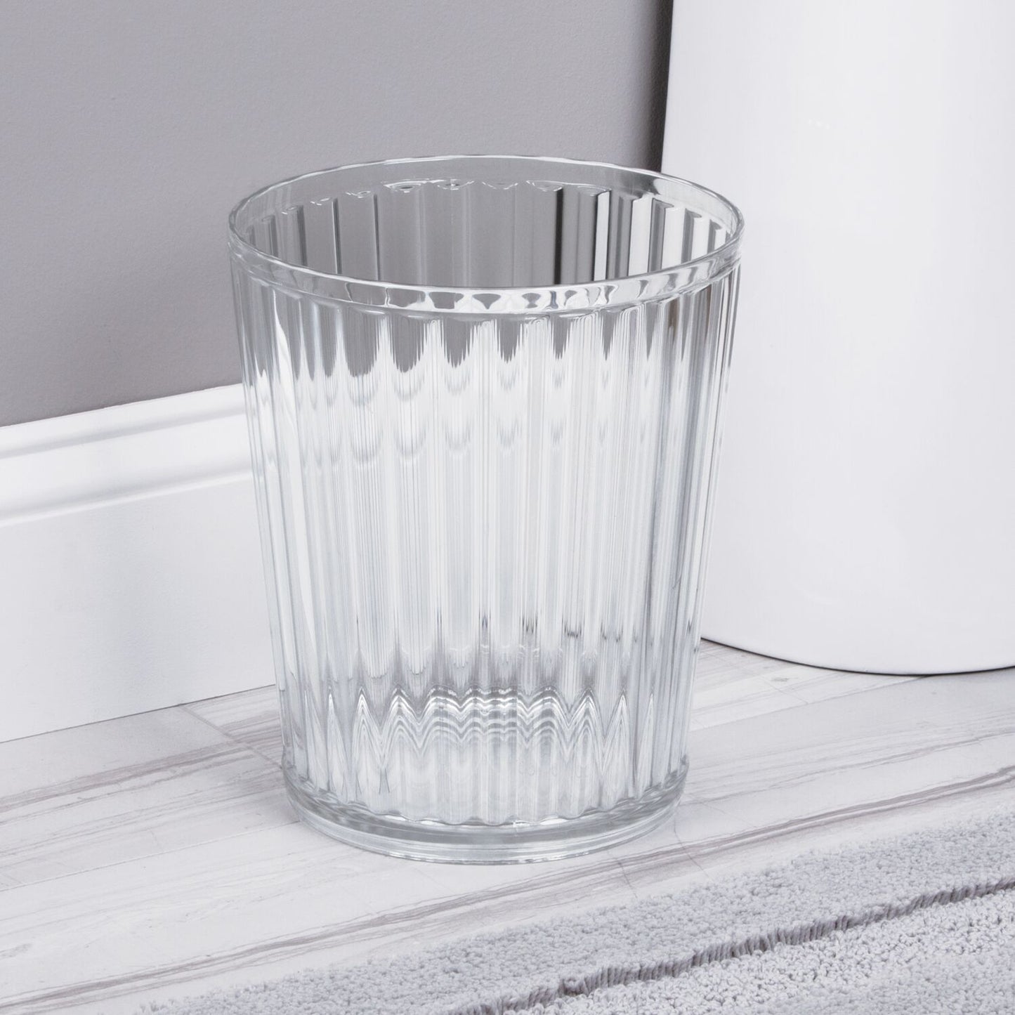 Waste can clear
