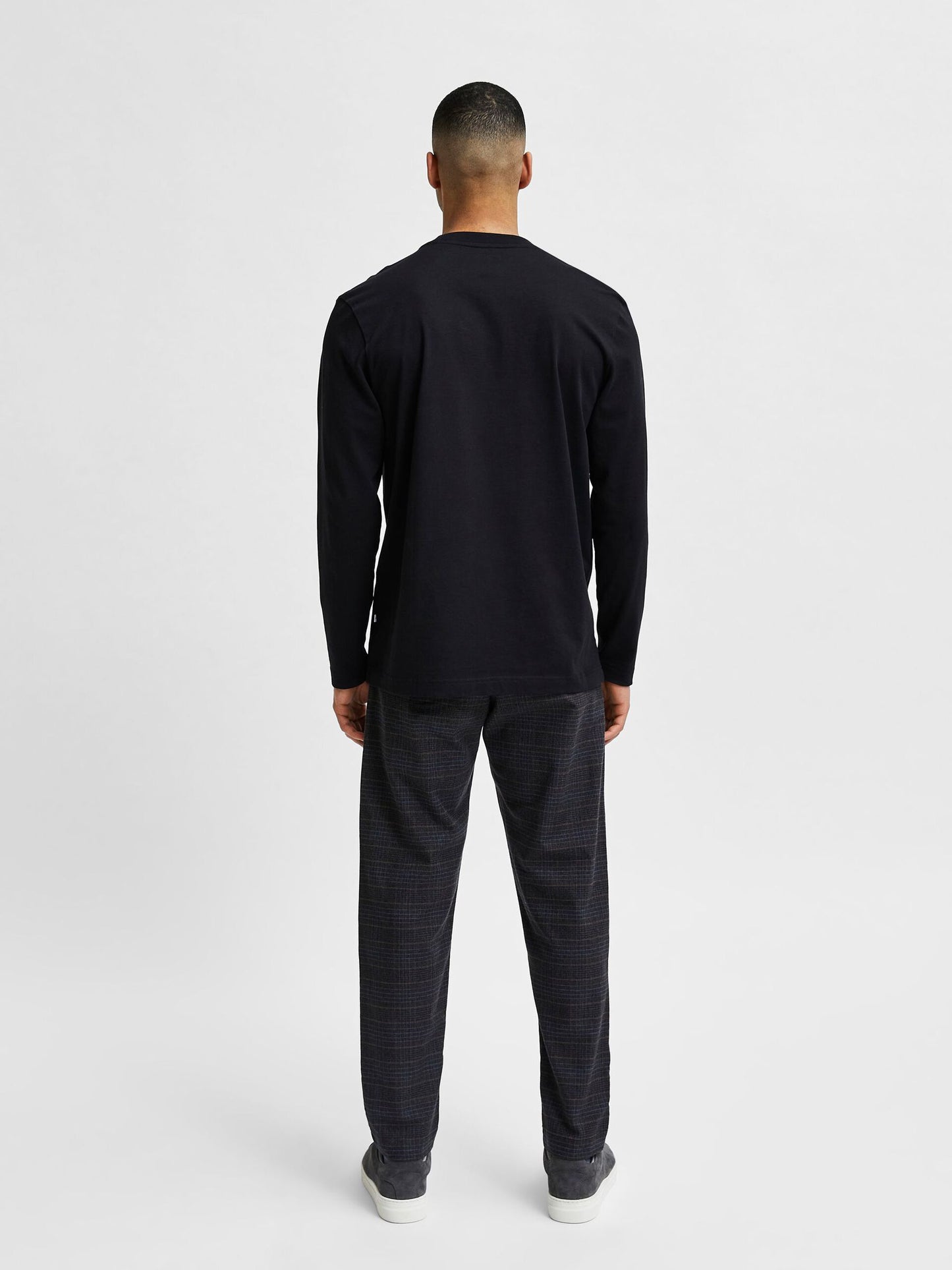 Crew Neck Long leeve Tee Black
