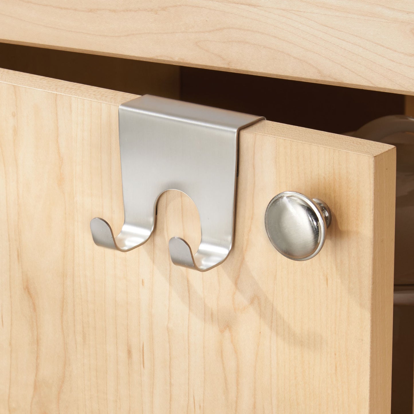 OTC Gancho de pared doble 2 5.5" x 6" x 1.8"