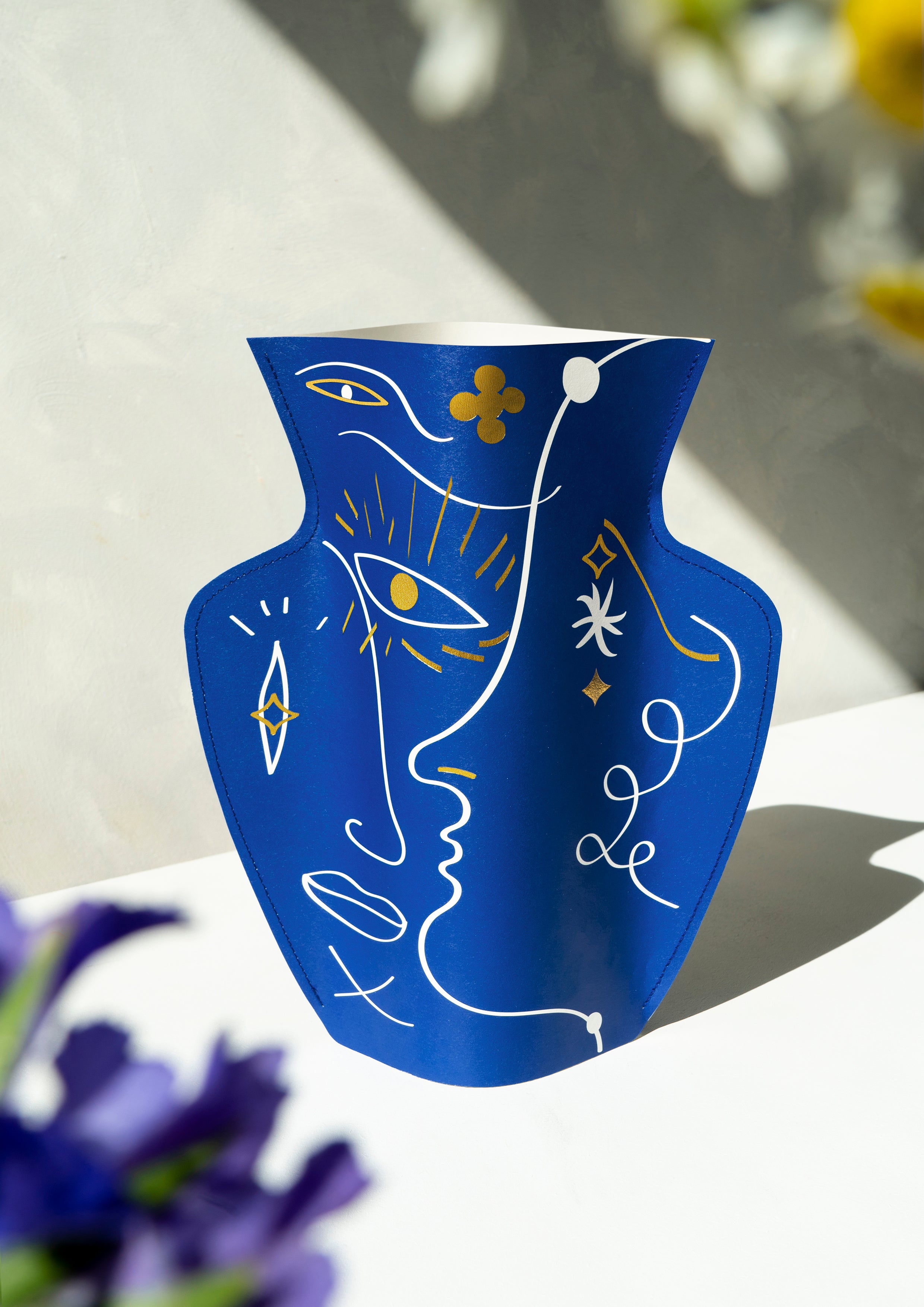 Paper Vase Vasage Blue