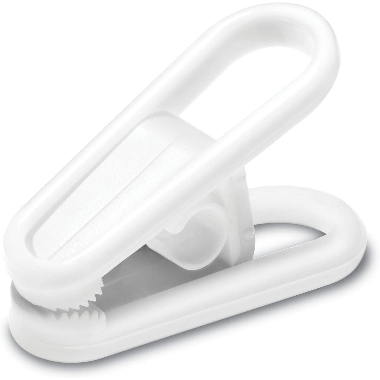 Plastic clips set of 4
