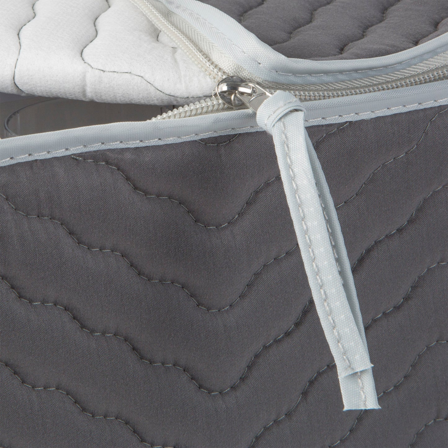 Deluxe Microfiber Stemware Chest