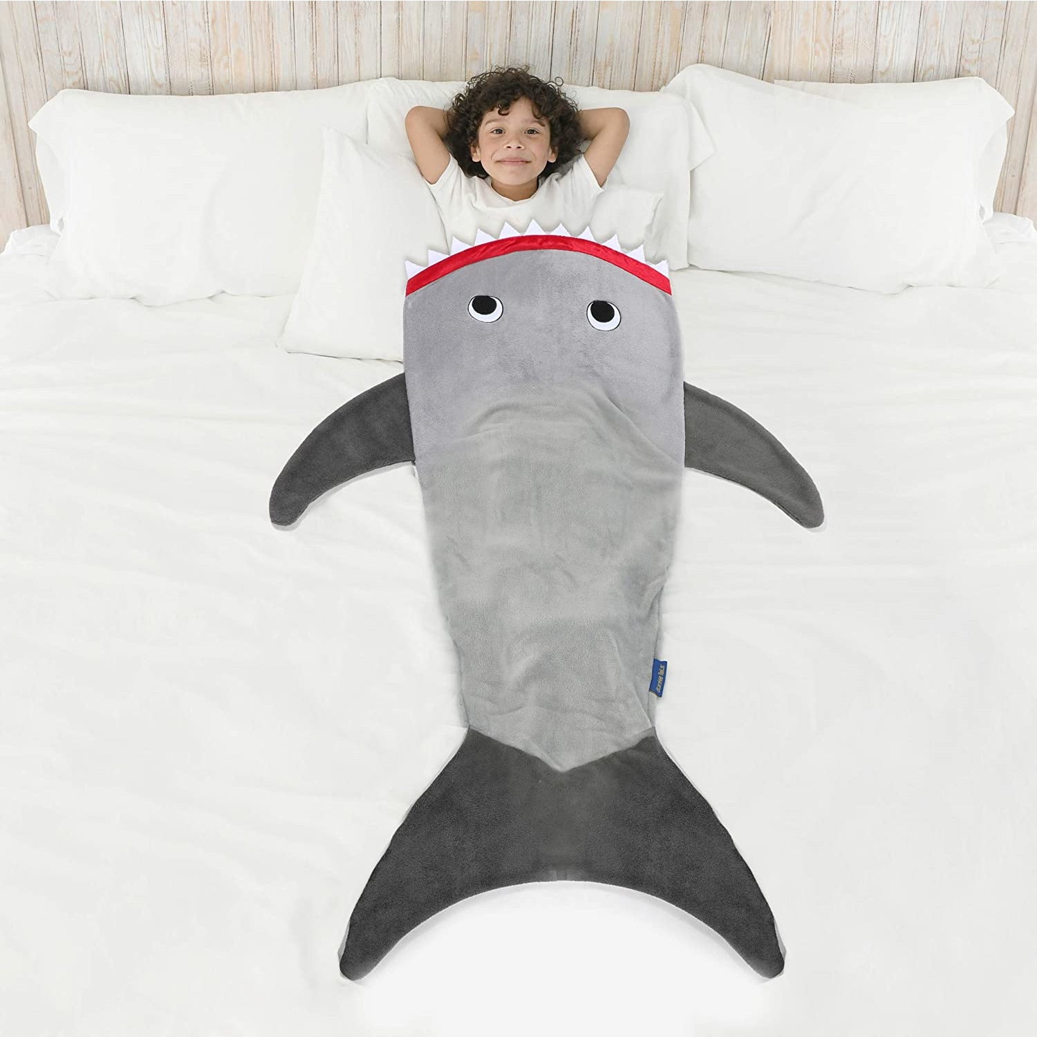 KIDS SHARK BLANKET