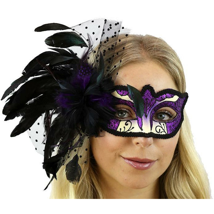 Mask in 6 colors