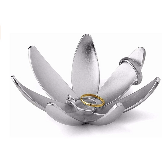 Magnolia Ring Holder Chrome