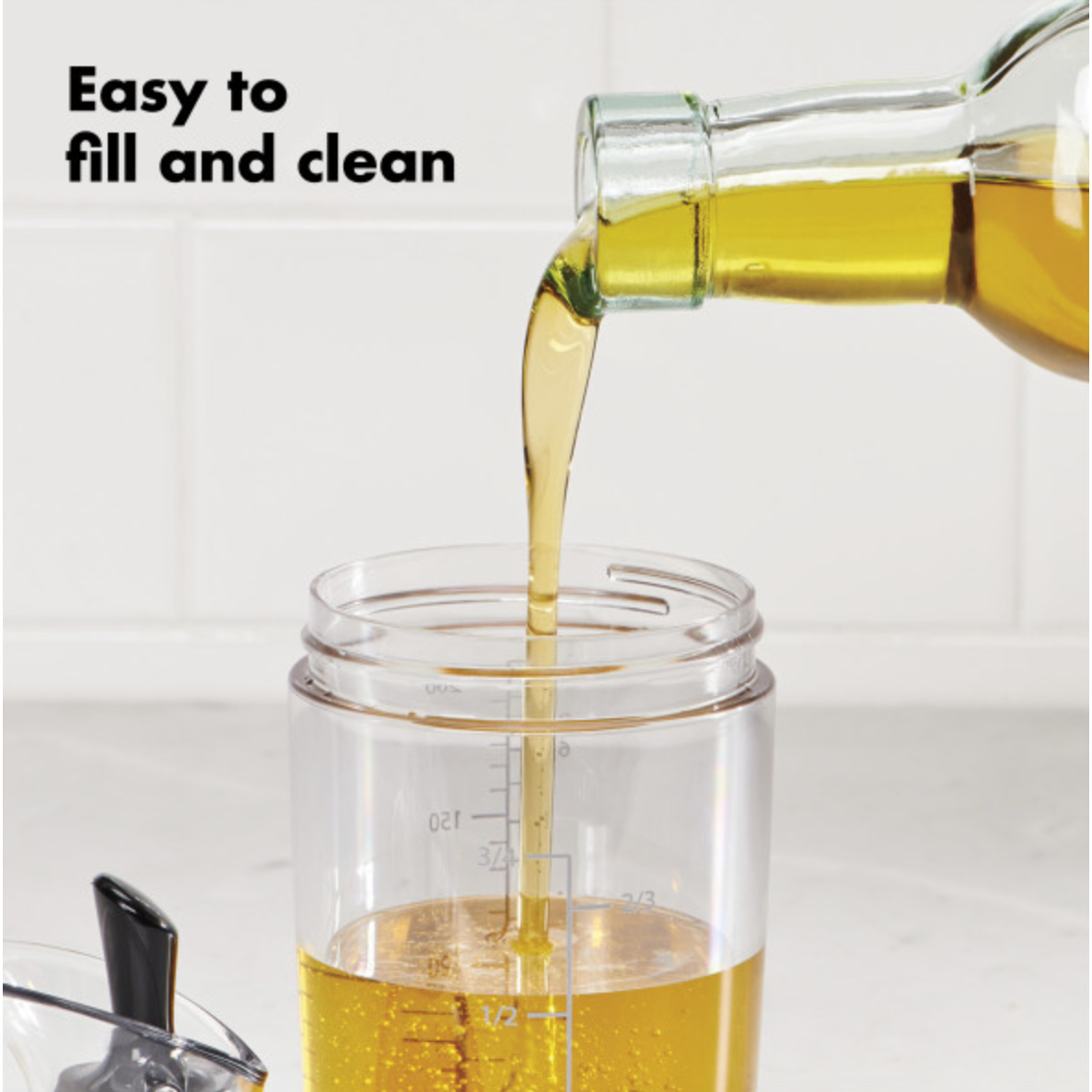 OXO GG SALAD DRESSING SHAKER