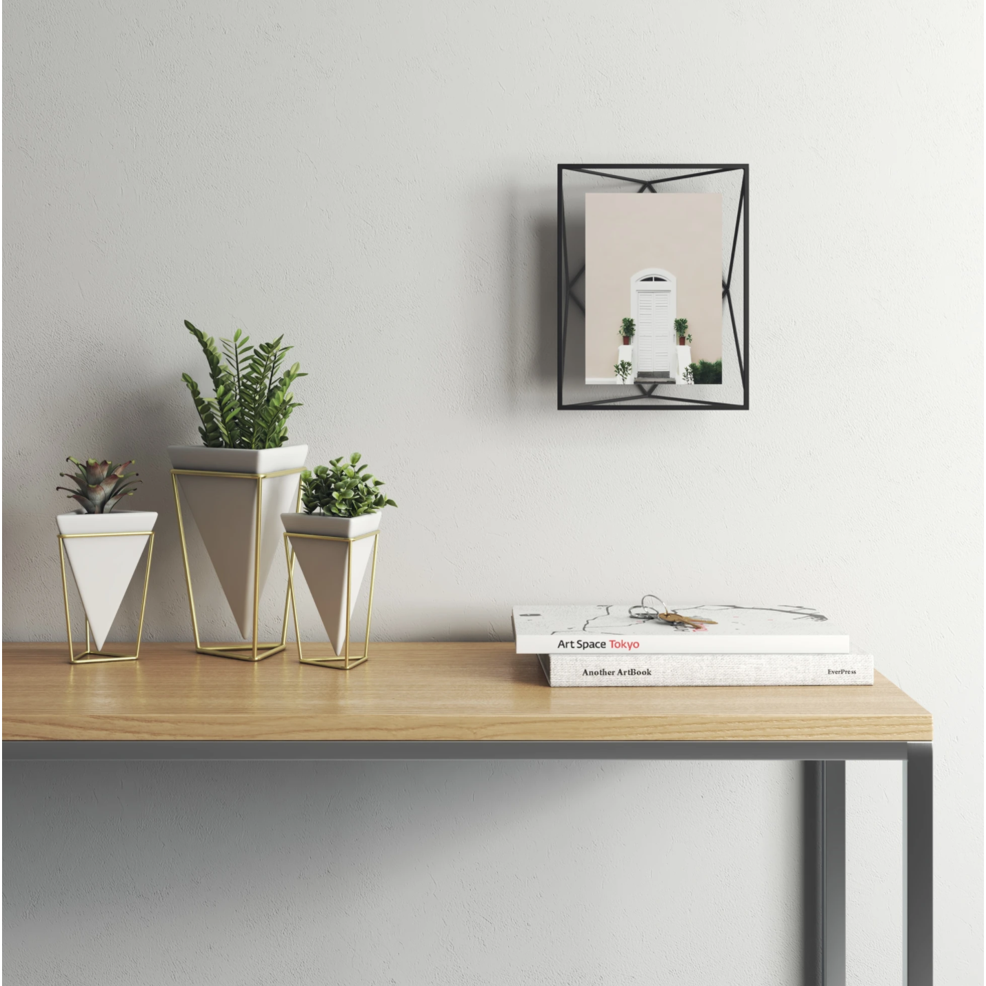 PRISMA PICTURE FRAME  BLACK  8" x 10"