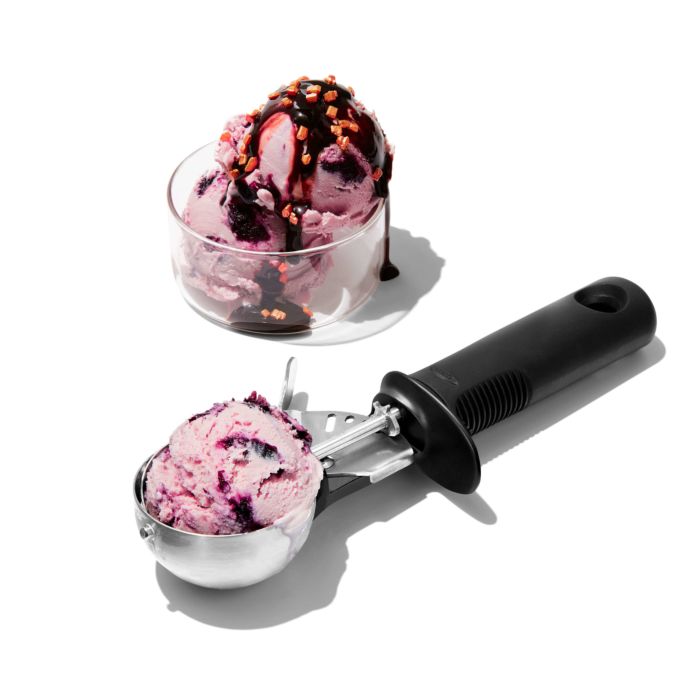 OXO GG SS CLASSIC SWIPE ICE CREAM SCOOP