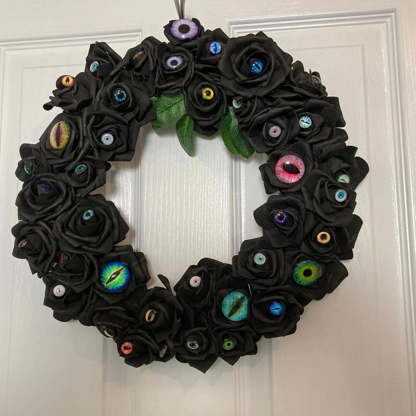 Wreath w/LU Eyeballs